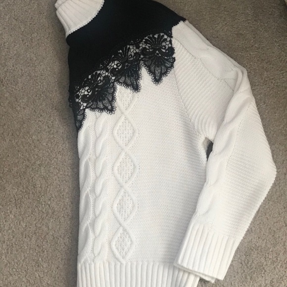 🆕 Listing - Fashion to Figure Cable Lace Sweater - Picture 3 of 3